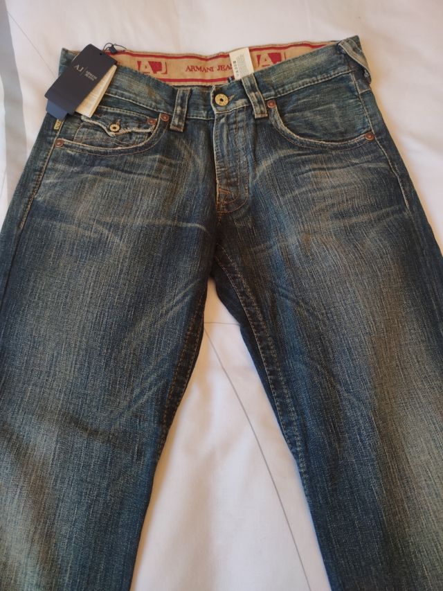 pantalón Armani Nuevo con etiquetas 