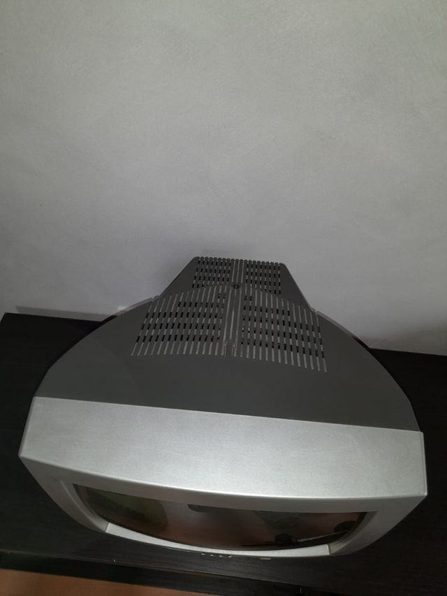 TELEVISIÓN 14 " CON TDT