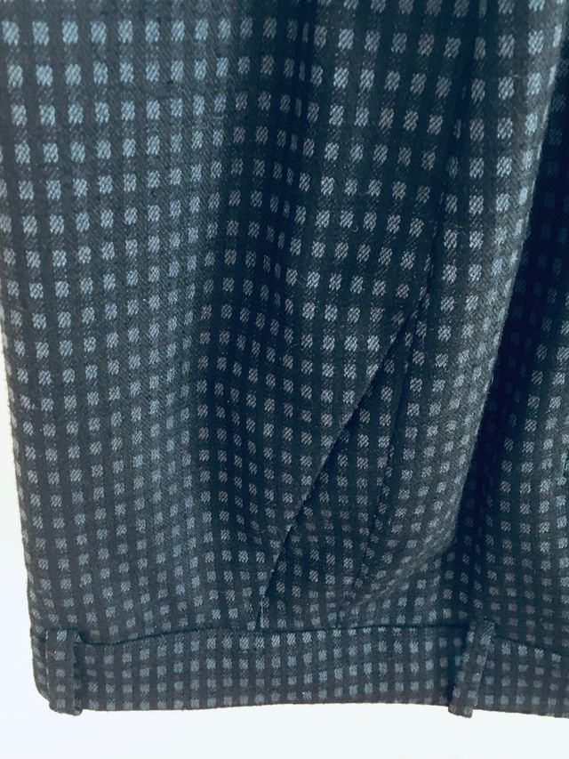 PANTALÓN DE CUADRITOS