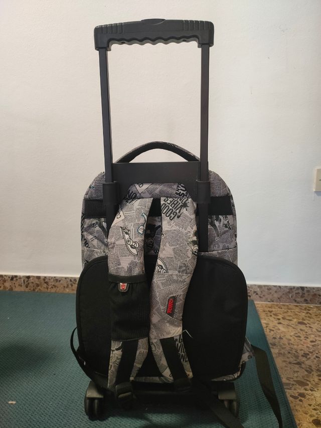Mochila escolar con ruedas Totto