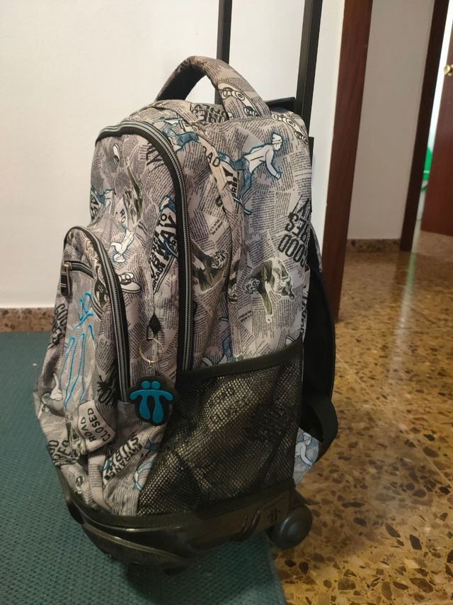 Mochila escolar con ruedas Totto