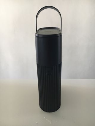 Contenedor reciclaje cápsulas Nespresso de segunda mano por 15 EUR en  Barcelona en WALLAPOP
