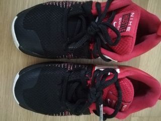 Zapatillas Nike niño número 29\\'5 de segunda mano por 15 EUR en Lugo en  WALLAPOP