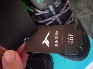 Zapatillas trekking outdoor chic@ de segunda mano por 20 EUR en Almería en  WALLAPOP