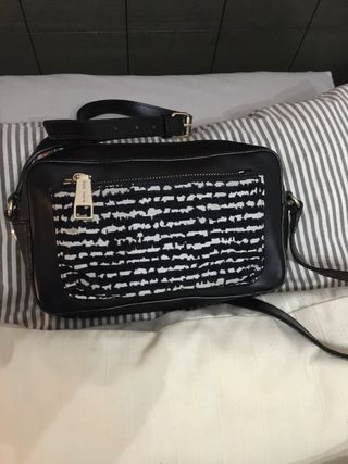 Bolso Gloria Ortiz de segunda mano por 29 EUR en Valencia en WALLAPOP