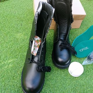 Botas Militares Negras Vidal de segunda mano por 50 EUR en El Puerto de  Santa María en WALLAPOP