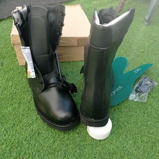 Botas Militares Negras Vidal de segunda mano por 50 EUR en El Puerto de  Santa María en WALLAPOP