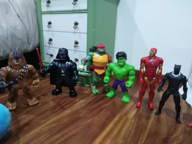 star wars y heroes muñecos