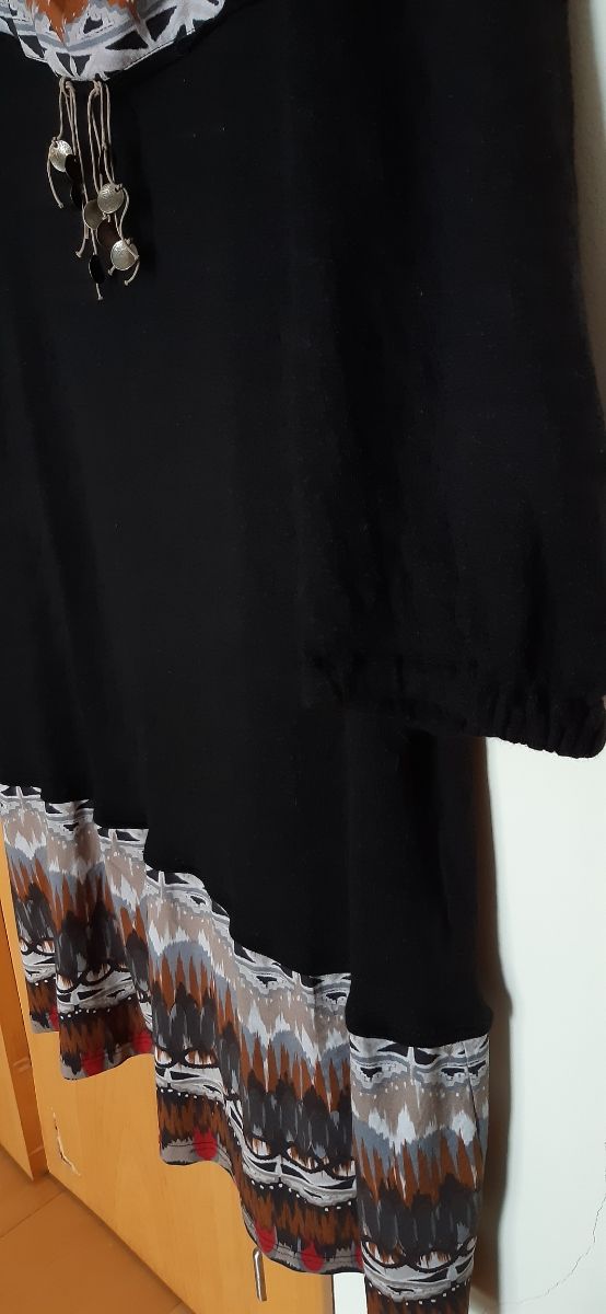 Vestido T.S negro lana de Chacok France