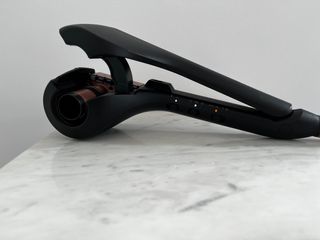 BaByliss alisa y ondula de segunda mano por 75 EUR en Sant Cugat del Vallès  en WALLAPOP