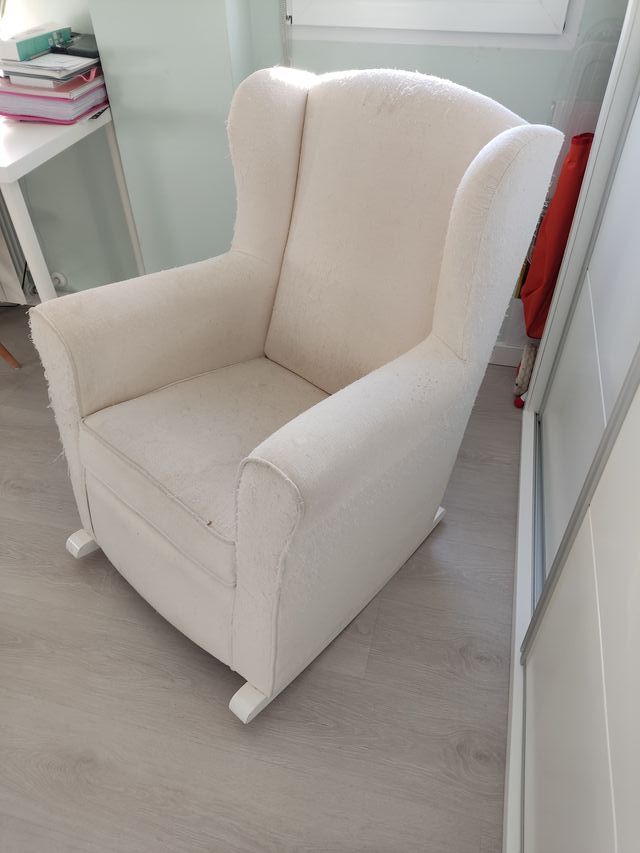 SILLON MECEDORA DE LACTANCIA