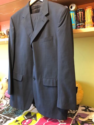 Traje hombre T:54\\/ 42. Sastrería Cortefiel de segunda mano por 10 EUR en  Burgos en WALLAPOP