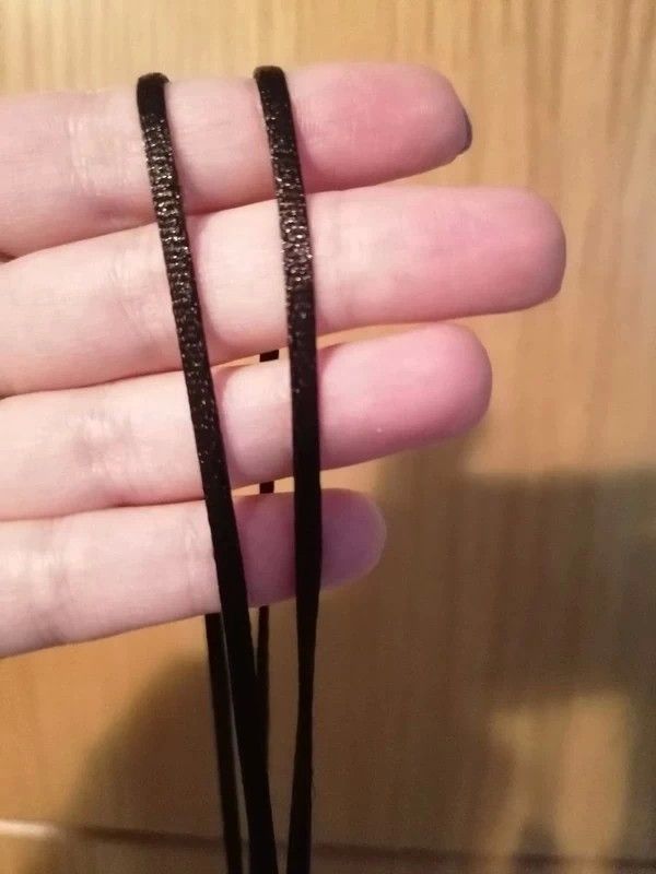 Blusa aterciopelada verde Pull and Bear