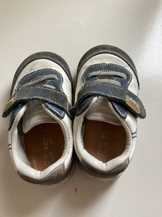 Zapatos bebé talla 21 de segunda mano por 8 EUR en Palma de Mallorca en  WALLAPOP