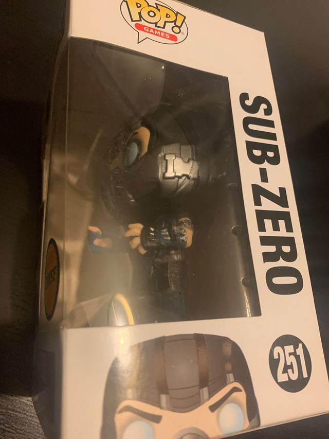 Funko sub -zero chase