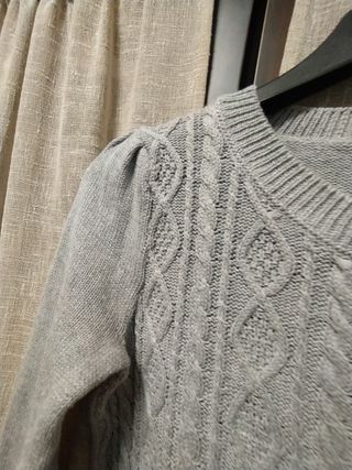 Chaleco lana Stradivarius de segunda mano por 9 EUR en Pilas en WALLAPOP