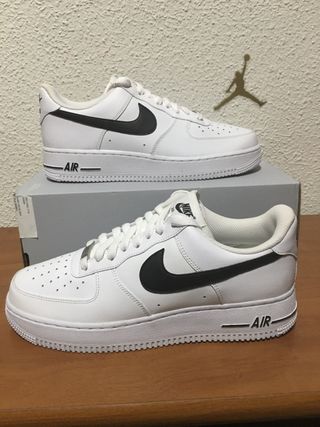 Zapatillas Nike air forcé 1\\'07 talla 42 de segunda mano por 140 EUR en  Alicante en WALLAPOP