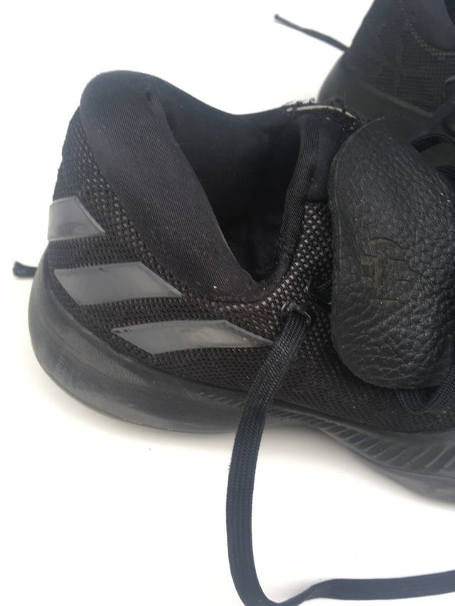 Zapatillas ADIDAS ( T- 40 )