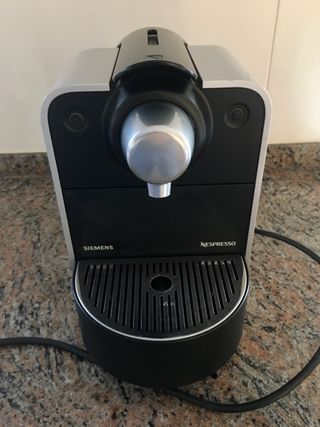Nespresso de segunda mano por 30 EUR en Valls en WALLAPOP