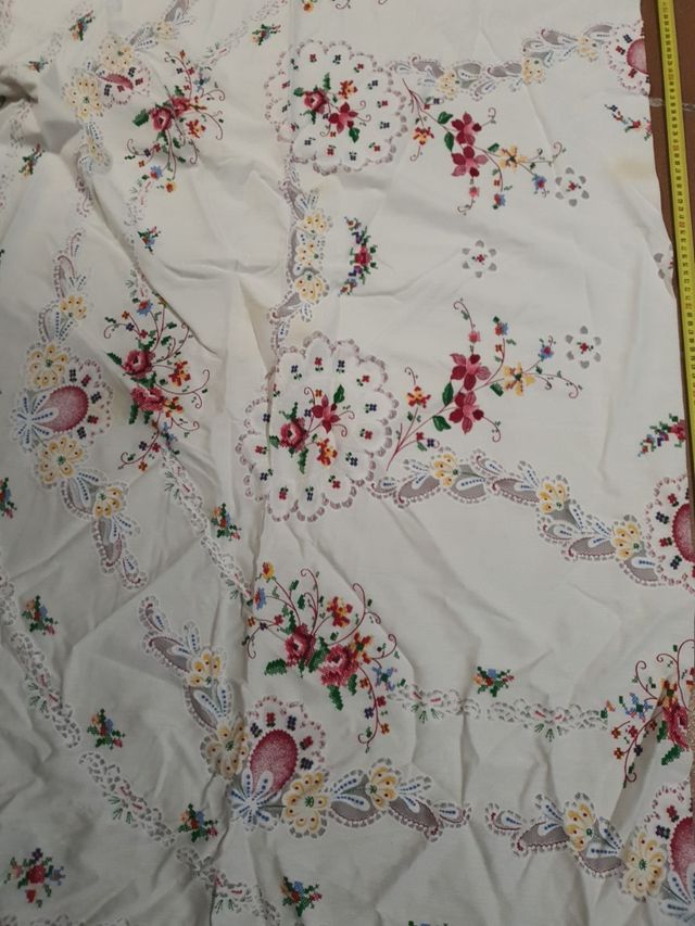 mantel cuadrado, 8 servilletas