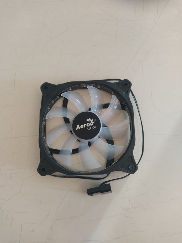 VENTILADOR RGB 12CM