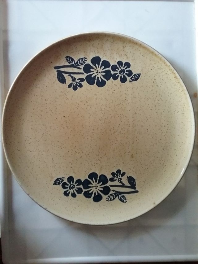 Grande piatto in ceramica di Segovia