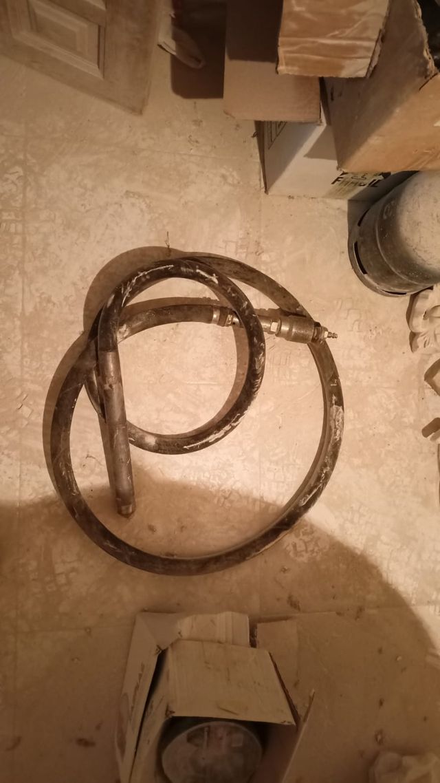 Vibrador neumático nuevo (VALLADOLID)