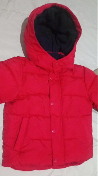 Plumífero Gap niño de segunda mano por 8 EUR en Oviedo en WALLAPOP