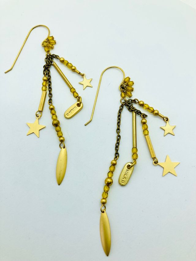 Pendientes, Mila González, Nuevos.