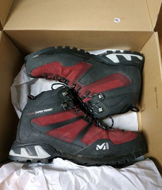 Botas montaña mujer Millet de segunda mano por 110 EUR en Humanes de Madrid  en WALLAPOP