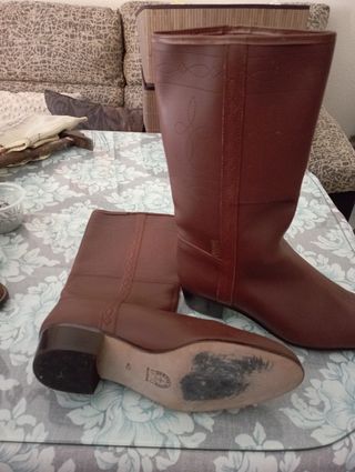 Botas camperas de segunda mano por 40 EUR en Córdoba en WALLAPOP