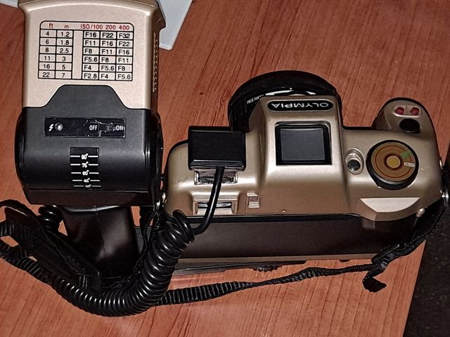 Cámara fotos antigua, de carrete.