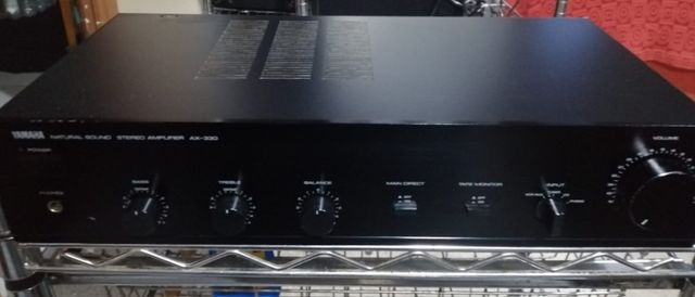 YAMAHA  AMPLI  AX-330  gama media alta 