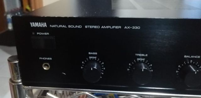 YAMAHA  AMPLI  AX-330  gama media alta 