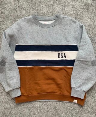 Sudadera sin capucha Pull \u0026amp; Bear de segunda mano por 13 EUR en Segovia  en WALLAPOP