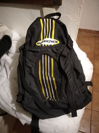 Mochila sky Rossignol 25L Portaesquis de segunda mano por 20 EUR en La  Pobla de Segur en WALLAPOP