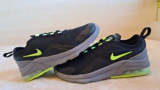 Nike Air Max talla 33 de segunda mano por 20 EUR en Guadalajara en WALLAPOP