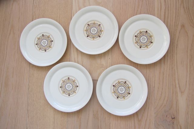 Platos porcelana fina MAH Vigo