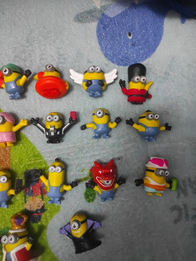 17 Minions perfecto estado