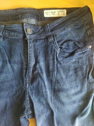 Pantalon vaquero livergy de segunda mano por 5 EUR en Santa Perpètua de  Mogoda en WALLAPOP