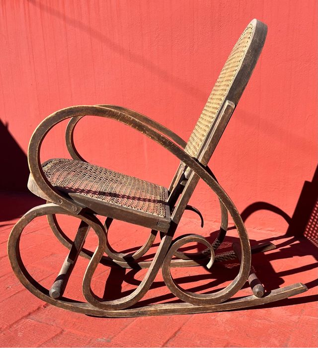 Mecedora pequeña vintage