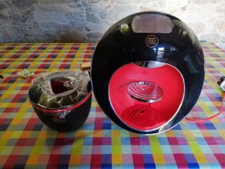 Cafetera dolce gusto Majesto de segunda mano por 160 EUR en Santovenia de  Pisuerga en WALLAPOP