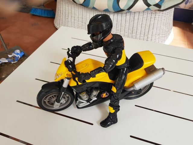 ACTION MAN + MOTO