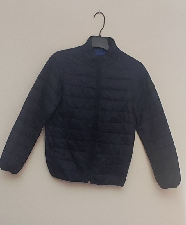 Cazadora Jack & Jones, azul oscuro. Talla 10 años