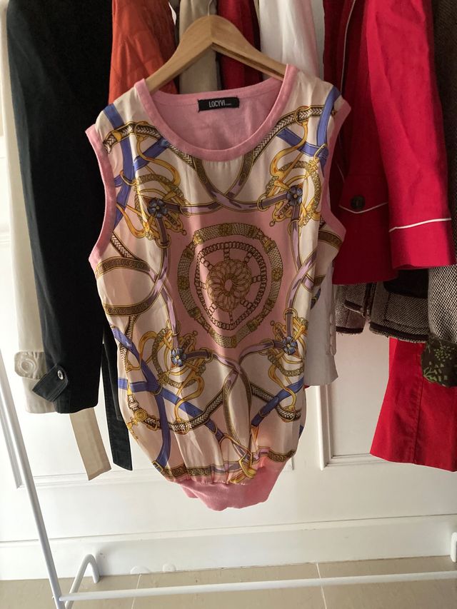 Jersey sin mangas muy cómodo