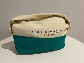Neceser Adolfo Dominguez de segunda mano por 12 EUR en Alzira en WALLAPOP