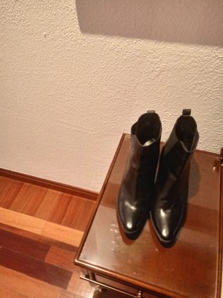 Botines George Rech de segunda mano por 49 EUR en Zaragoza en WALLAPOP