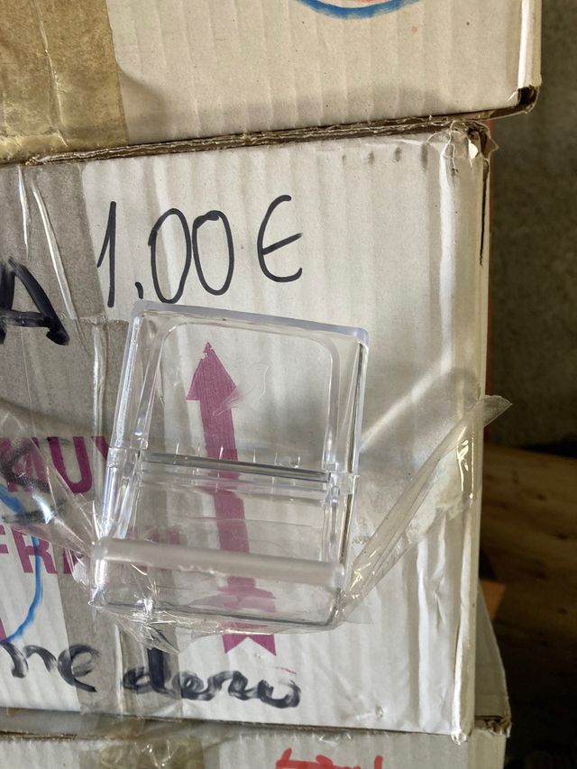 Material de tienda animales de conpañua