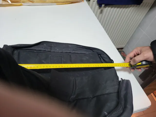 Maletín negro para ordenador piel