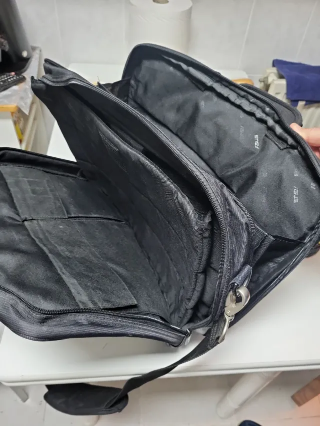 Maletín negro para ordenador piel